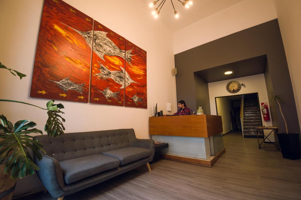 Chill Inn Hostel Мендоса Экстерьер фото