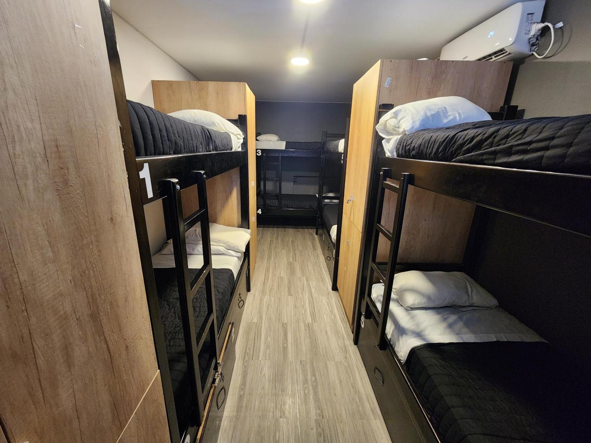 Chill Inn Hostel Мендоса Экстерьер фото