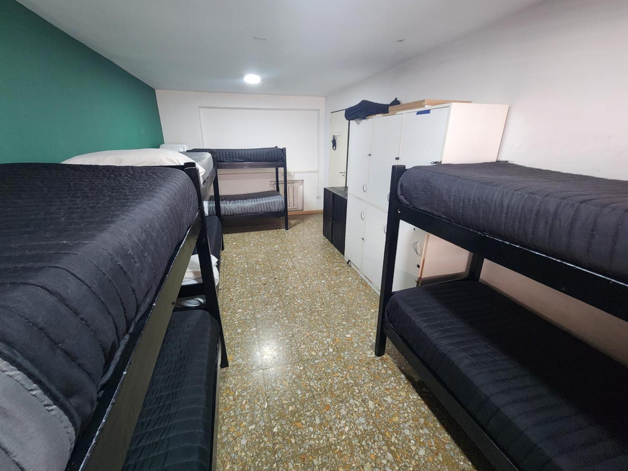 Chill Inn Hostel Мендоса Экстерьер фото